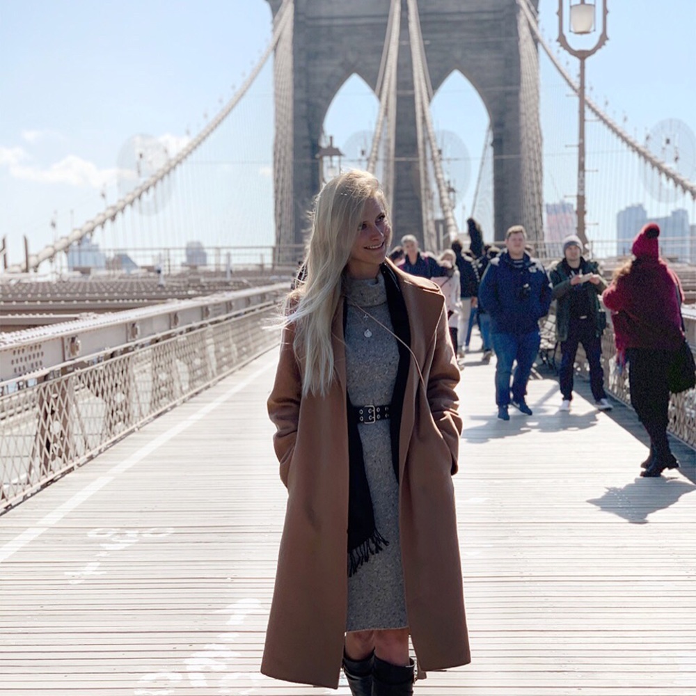 Meet your Posher, Emily